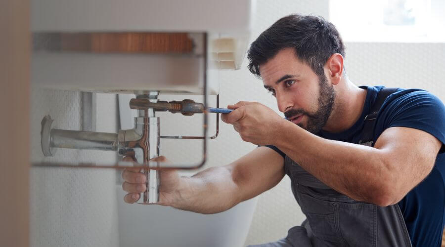 Professional emergency plumbing in Laconia, IN
